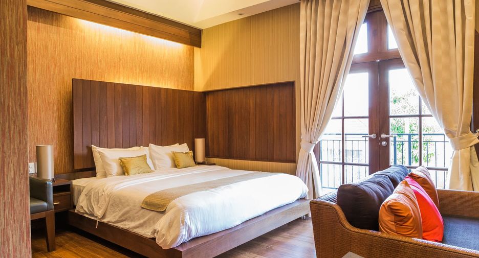 Casa en venta y en alquiler de 6 habitaciones en Watthana, Bangkok