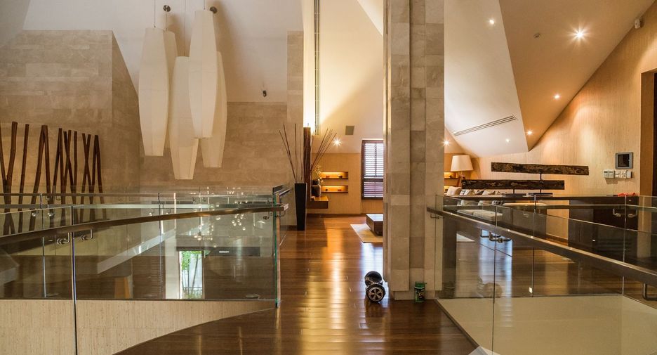 Haus zum Kauf und zur Miete mit 6 Zimmer in Watthana, Bangkok