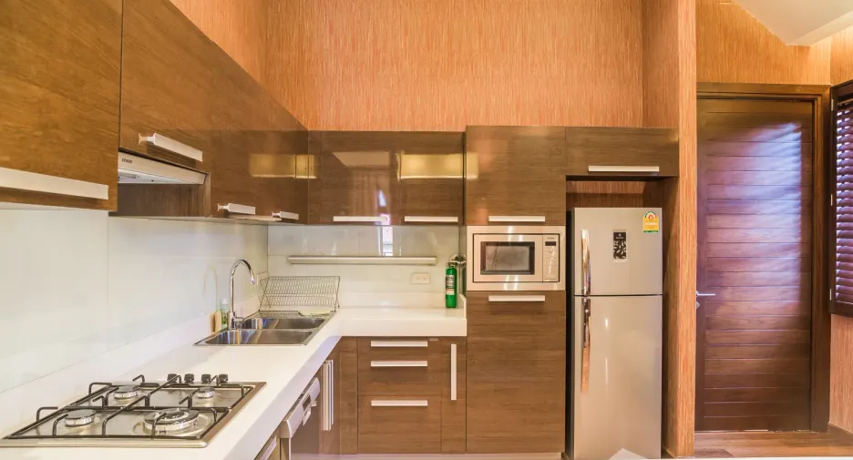 Casa en venta y en alquiler de 6 habitaciones en Watthana, Bangkok