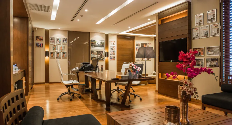Casa en venta y en alquiler de 6 habitaciones en Watthana, Bangkok