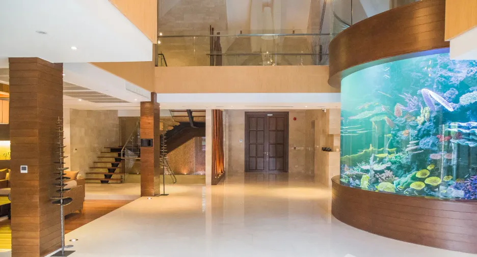 Casa en venta y en alquiler de 6 habitaciones en Watthana, Bangkok