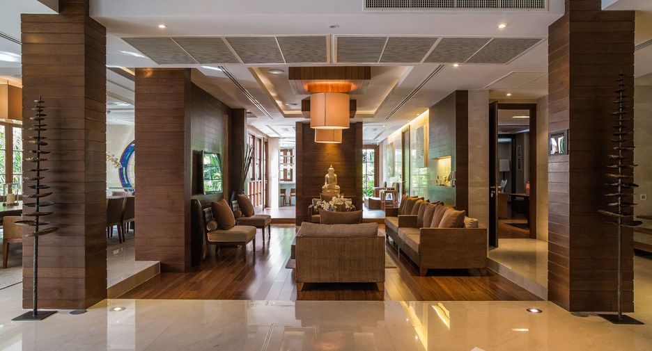 Casa en venta y en alquiler de 6 habitaciones en Watthana, Bangkok