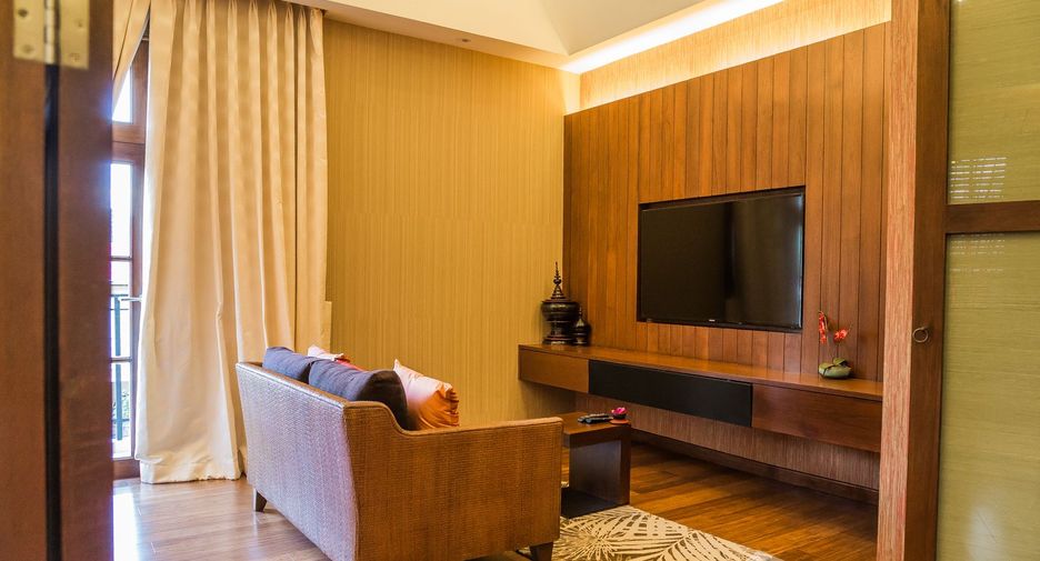 Casa en venta y en alquiler de 6 habitaciones en Watthana, Bangkok