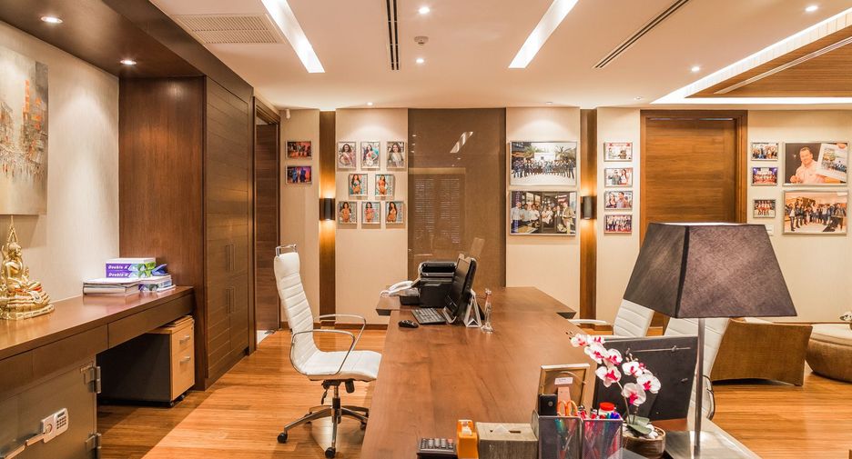 Haus zum Kauf und zur Miete mit 6 Zimmer in Watthana, Bangkok