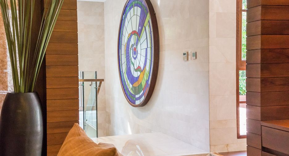 Haus zum Kauf und zur Miete mit 6 Zimmer in Watthana, Bangkok