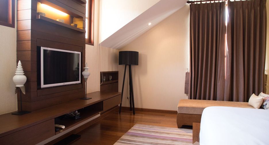 Casa en venta y en alquiler de 6 habitaciones en Watthana, Bangkok
