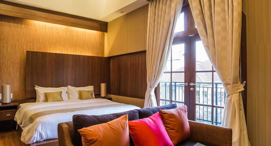 Casa en venta y en alquiler de 6 habitaciones en Watthana, Bangkok