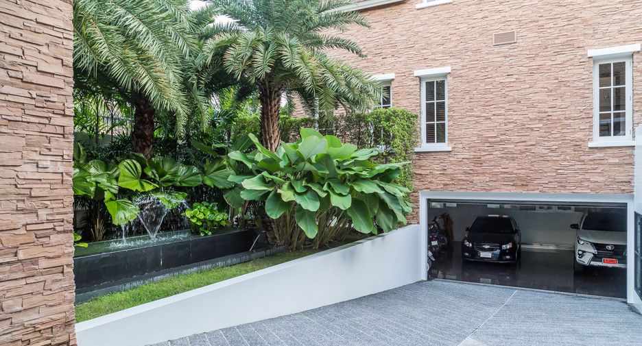 Haus zum Kauf und zur Miete mit 6 Zimmer in Watthana, Bangkok
