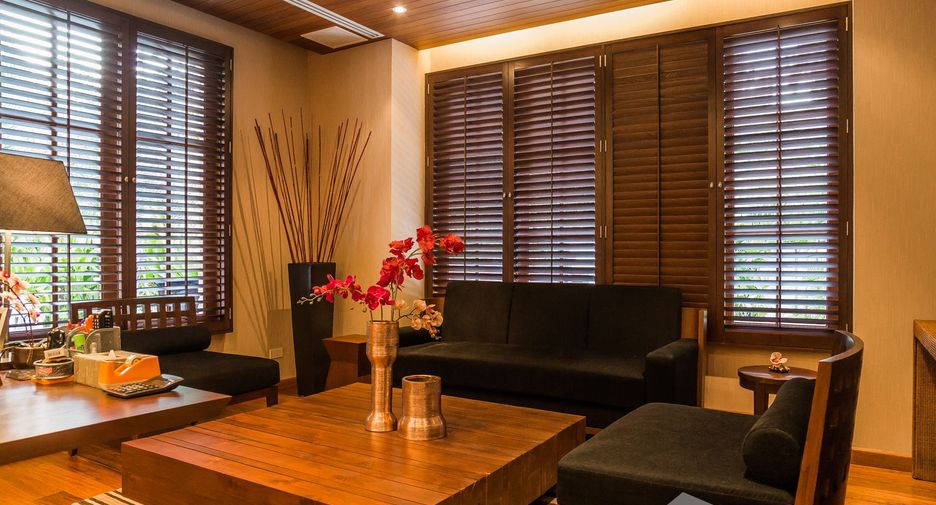 Casa en venta y en alquiler de 6 habitaciones en Watthana, Bangkok