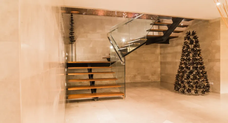 Casa en venta y en alquiler de 6 habitaciones en Watthana, Bangkok