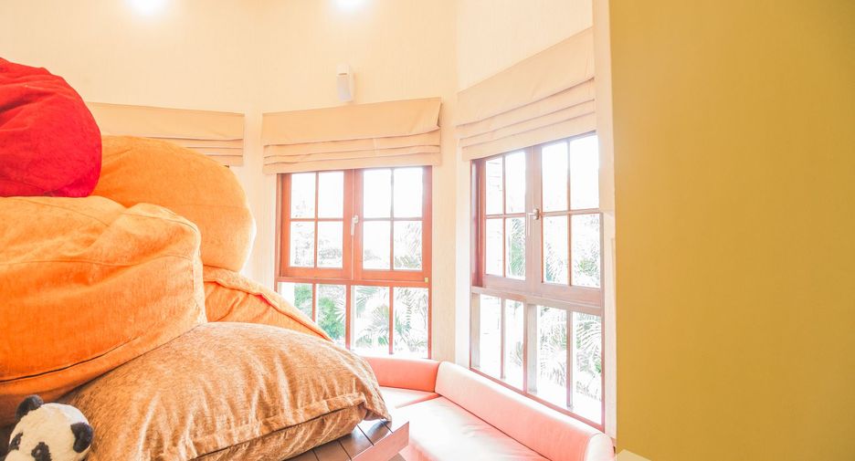 Haus zum Kauf und zur Miete mit 6 Zimmer in Watthana, Bangkok