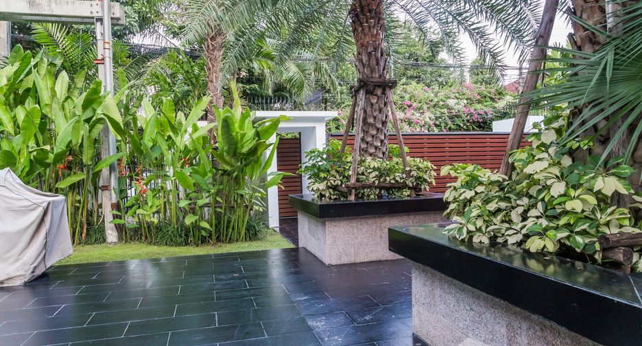 Haus zum Kauf und zur Miete mit 6 Zimmer in Watthana, Bangkok