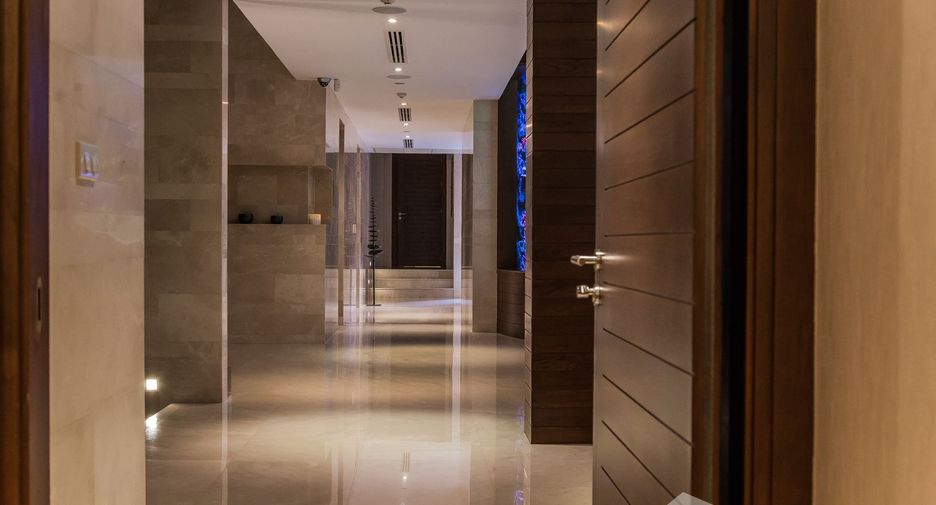 Casa en venta y en alquiler de 6 habitaciones en Watthana, Bangkok