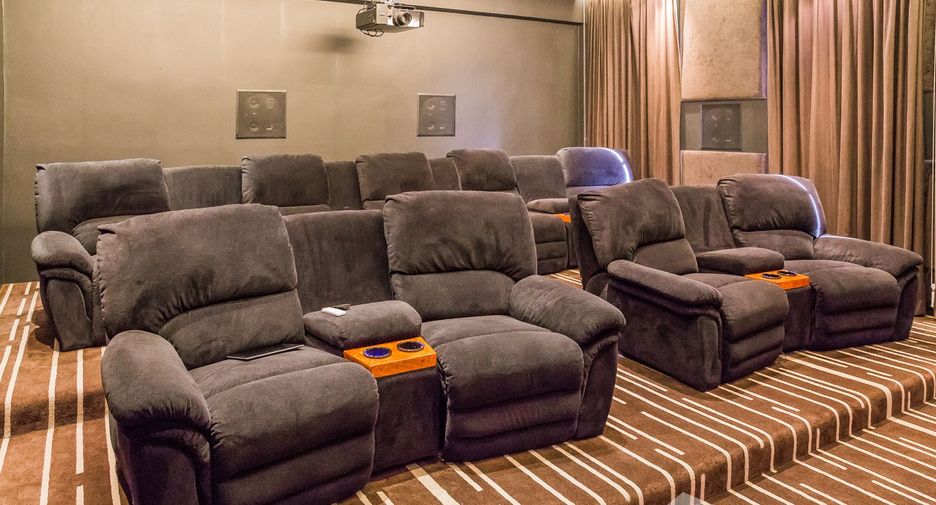 Haus zum Kauf und zur Miete mit 6 Zimmer in Watthana, Bangkok