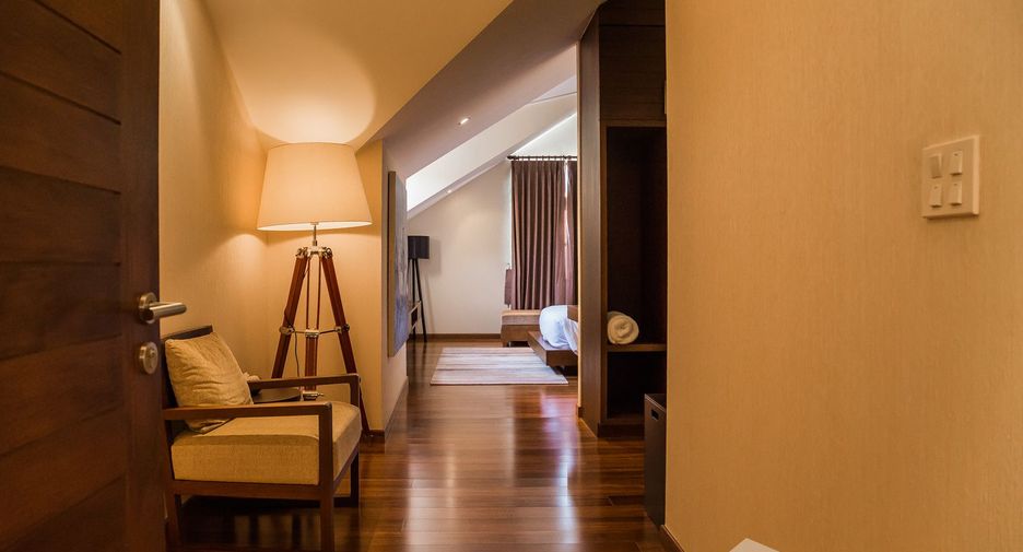Casa en venta y en alquiler de 6 habitaciones en Watthana, Bangkok