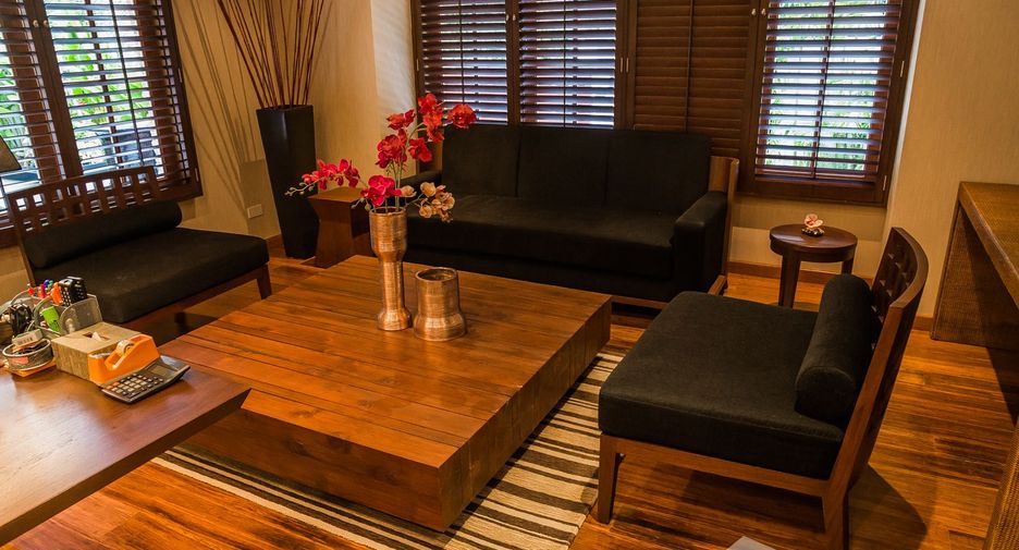 Casa en venta y en alquiler de 6 habitaciones en Watthana, Bangkok