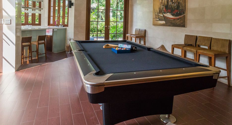Casa en venta y en alquiler de 6 habitaciones en Watthana, Bangkok