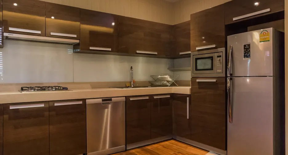 Casa en venta y en alquiler de 6 habitaciones en Watthana, Bangkok