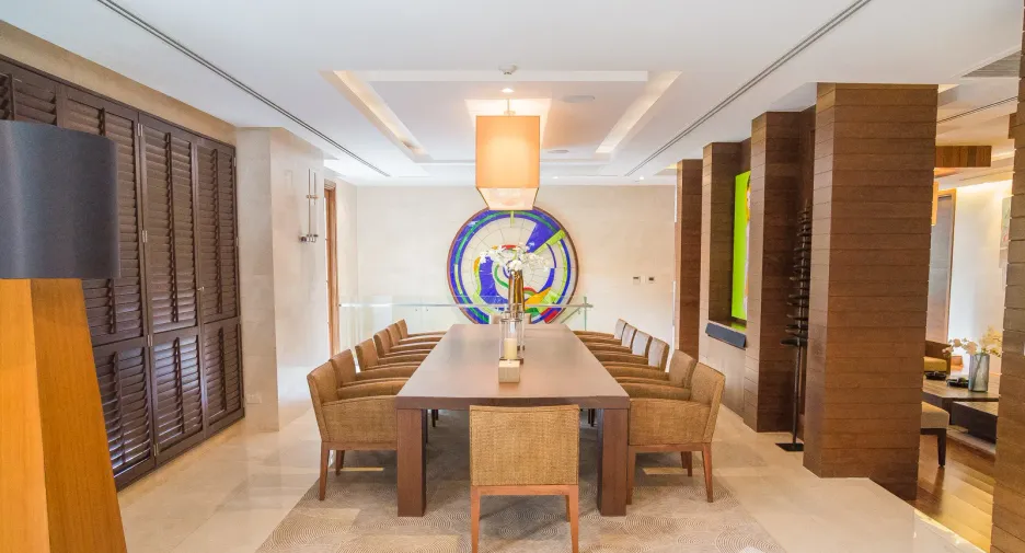 Casa en venta y en alquiler de 6 habitaciones en Watthana, Bangkok