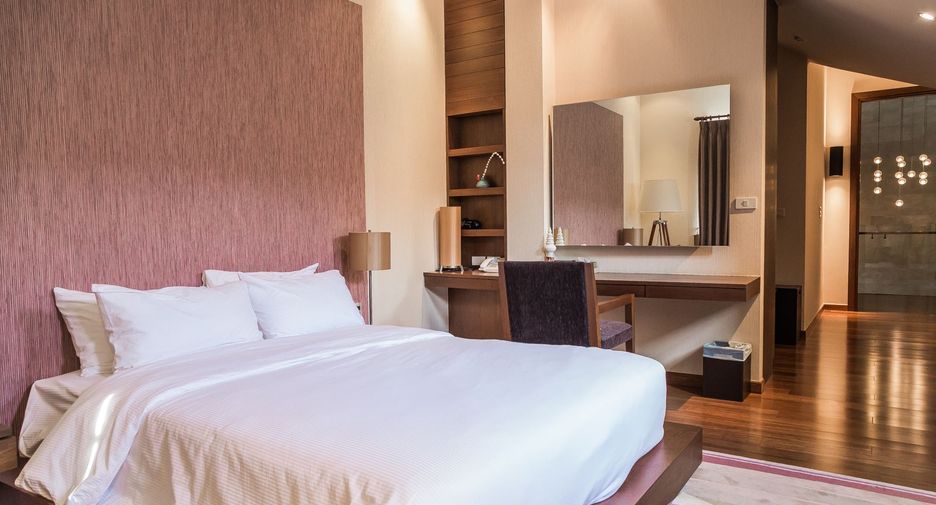 Casa en venta y en alquiler de 6 habitaciones en Watthana, Bangkok