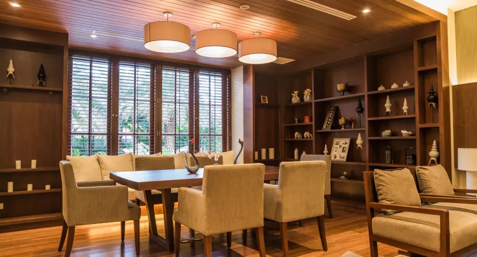 Casa en venta y en alquiler de 6 habitaciones en Watthana, Bangkok