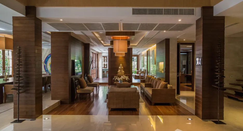 Casa en venta y en alquiler de 6 habitaciones en Watthana, Bangkok