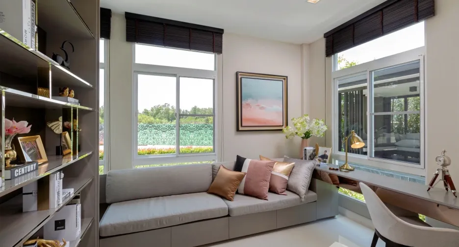 For sale and for rent 4 bedrooms house in Mueang Phuket, Phuket