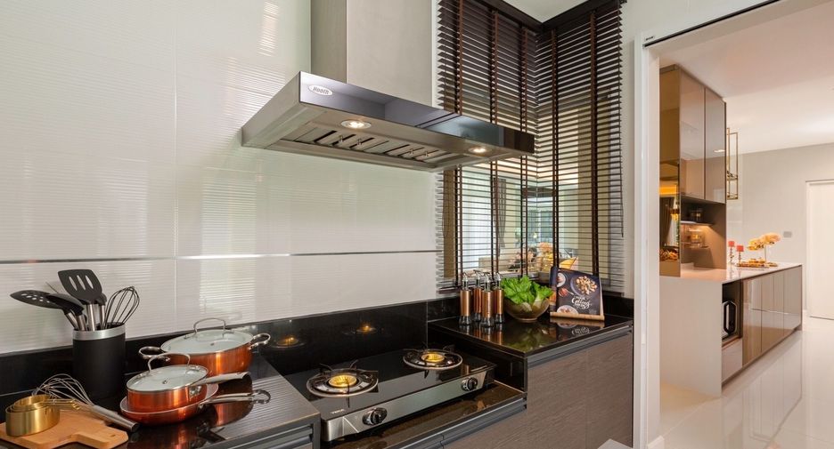 For sale and for rent 4 bedrooms house in Mueang Phuket, Phuket