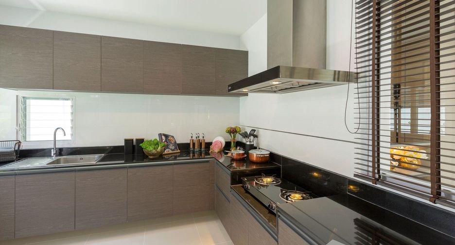 For sale and for rent 4 bedrooms house in Mueang Phuket, Phuket