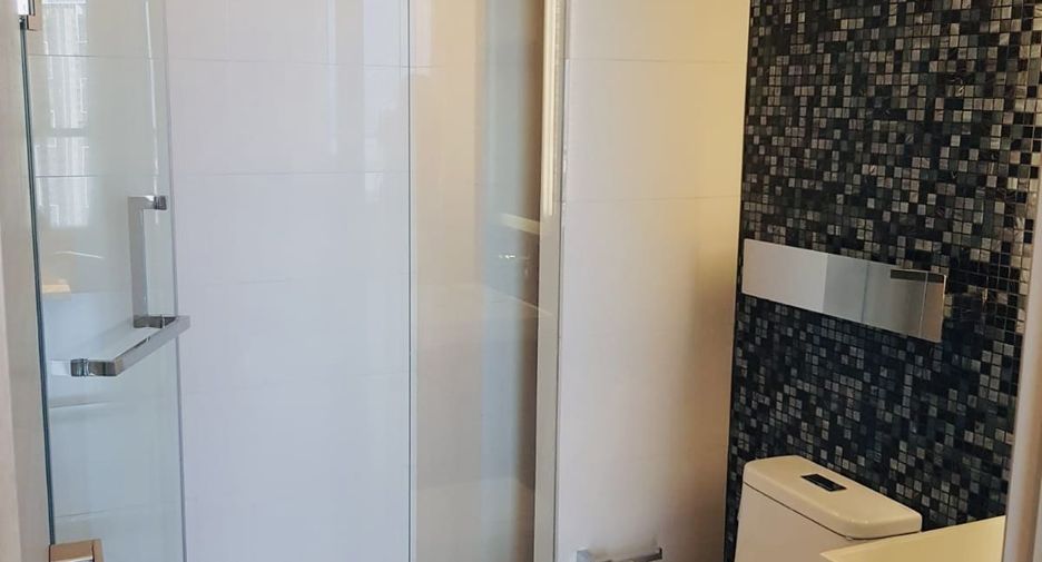 For sale 1 bed condo in Sathon, Bangkok