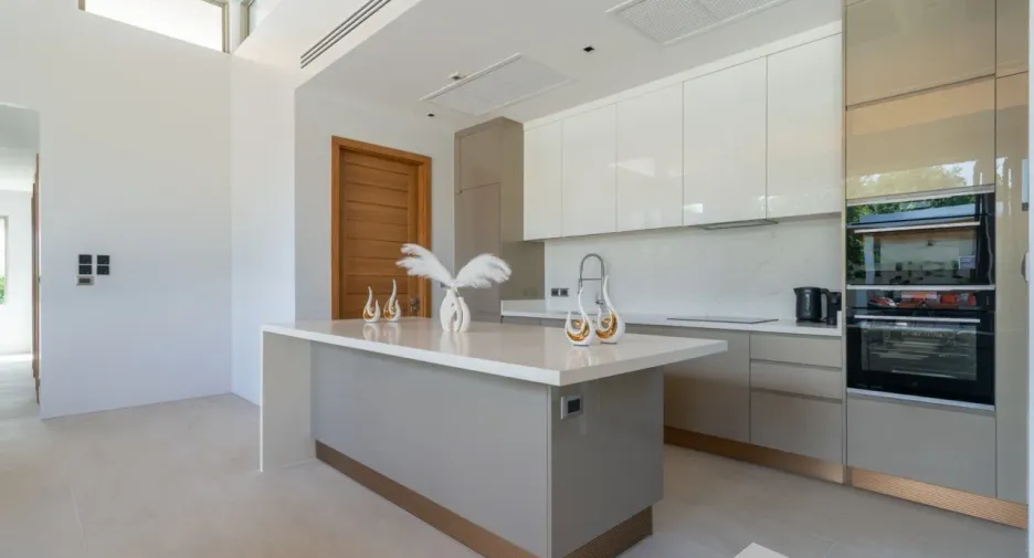 For sale 4 bedrooms villa in Thalang, Phuket