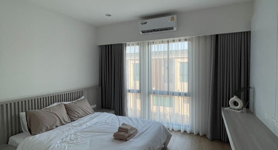 For rent 3 bedrooms townhouse in Mueang Rayong, Rayong