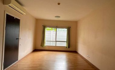 Wohnung zum Kauf mit 1 Zimmer in Wang Thonglang, Bangkok