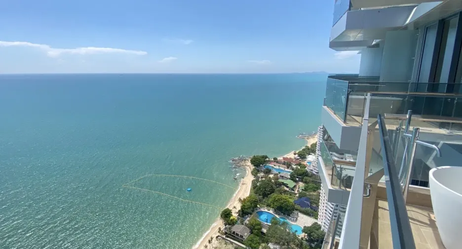 For sale 1 bed condo in Bang Lamung, Chonburi