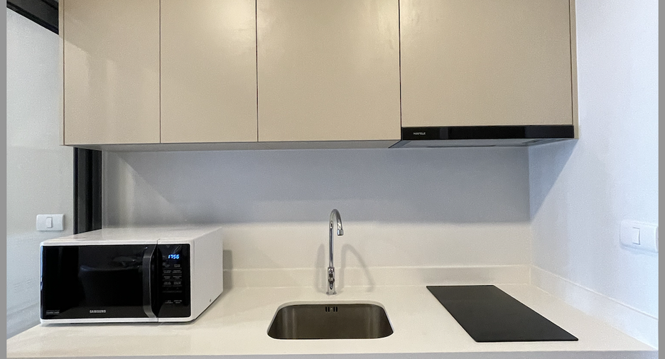For sale 1 bed condo in Watthana, Bangkok