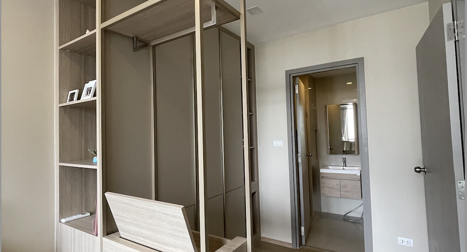 For sale 1 bed condo in Watthana, Bangkok