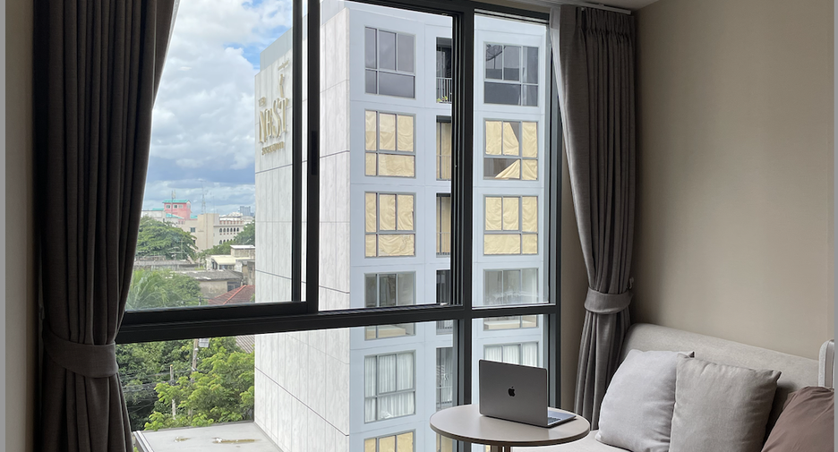 For sale 1 bed condo in Watthana, Bangkok