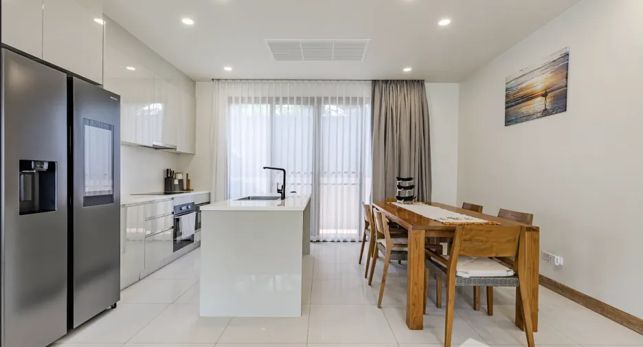Villa en venta y en alquiler de 4 habitaciones en Thalang, Phuket