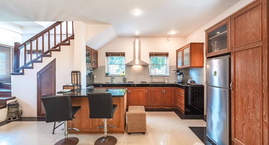 For rent 3 ベッドルーム villa in Mueang Phuket, Phuket
