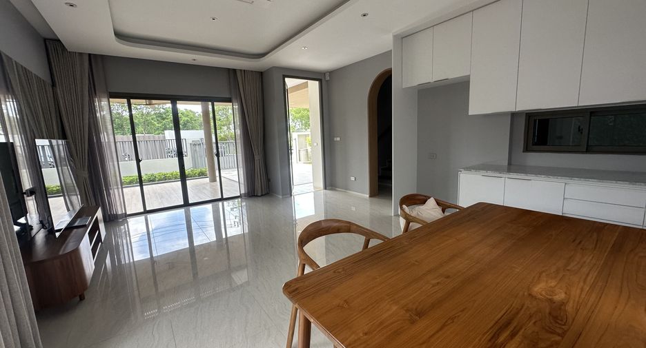 For rent 3 bedrooms house in Bang Lamung, Chonburi