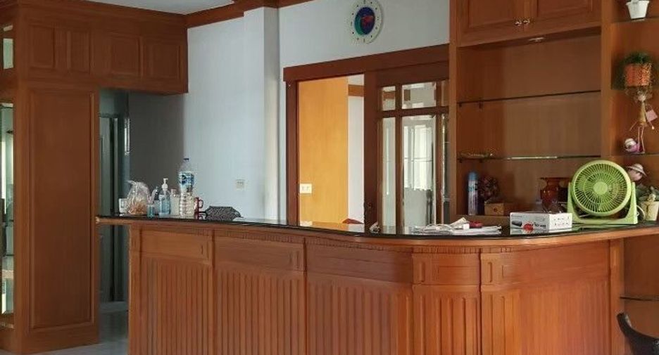 For sale 3 bedrooms house in Thung Khru, Bangkok