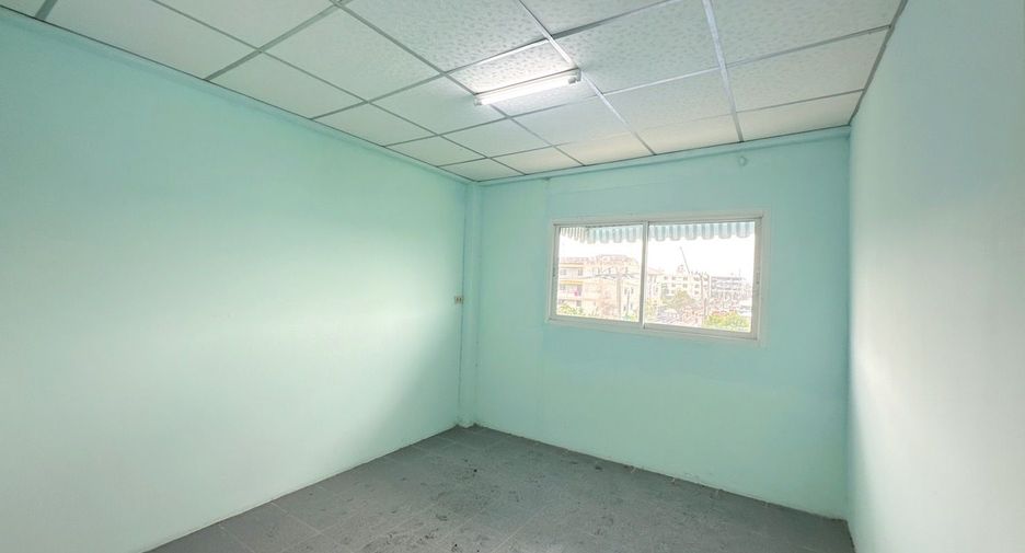 For sale 3 bedrooms retail Space in Thung Khru, Bangkok