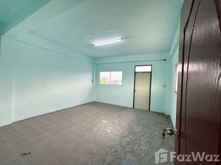 Local comercial en venta de 3 habitaciones en Thung Khru, Bangkok
