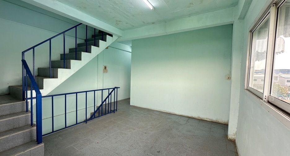 For sale 3 bedrooms retail Space in Thung Khru, Bangkok