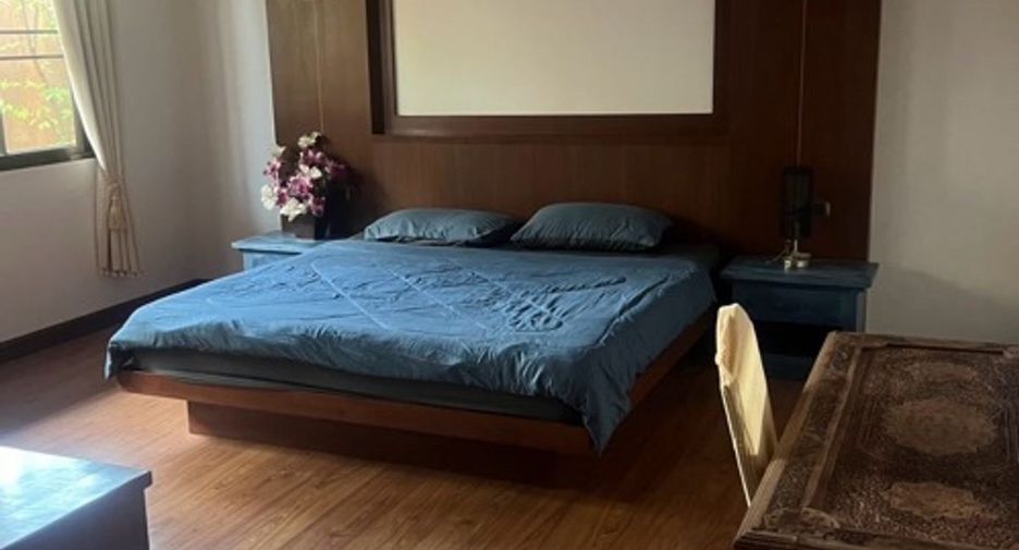 For rent 3 bedrooms house in Huay Yai, Pattaya