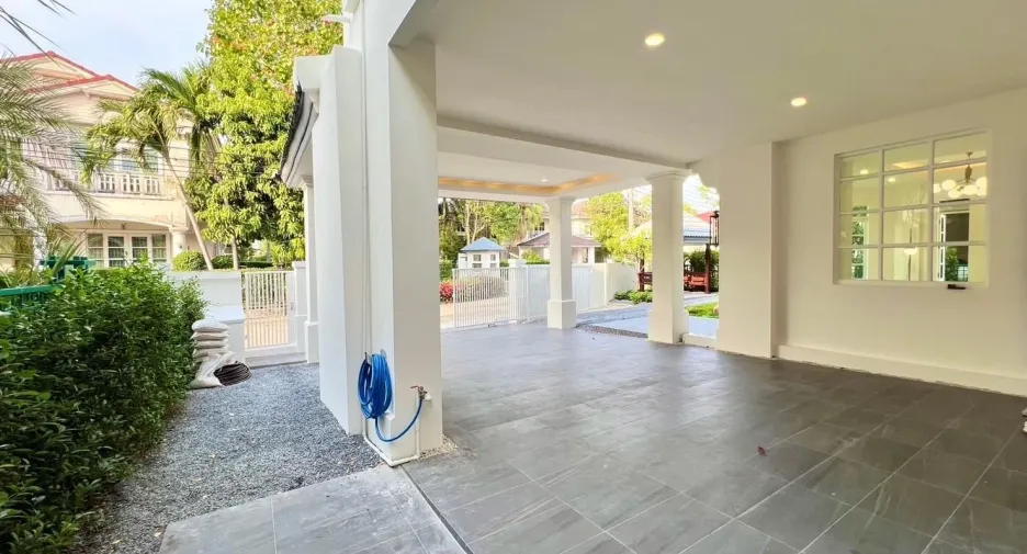 For sale 4 bedrooms house in Bang Yai, Nonthaburi