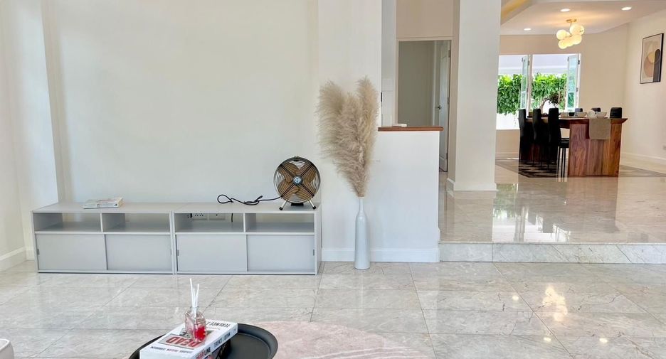 For sale 4 bedrooms house in Bang Yai, Nonthaburi