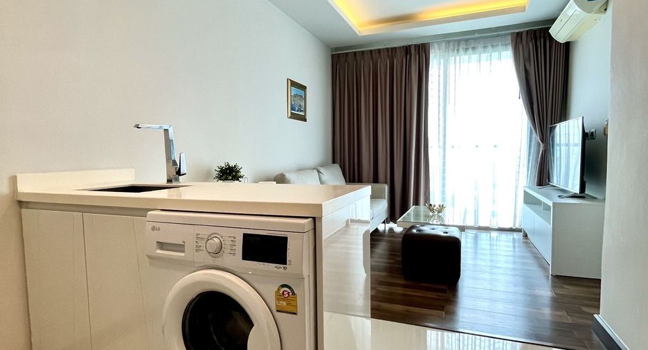 Wohnung zur Miete mit 1 Zimmer in Bang Lamung, Chonburi