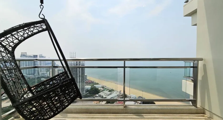 À louer 2 chambres condo à Bang Lamung, Chonburi