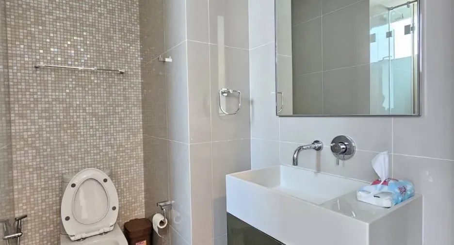 À louer 2 chambres condo à Bang Lamung, Chonburi